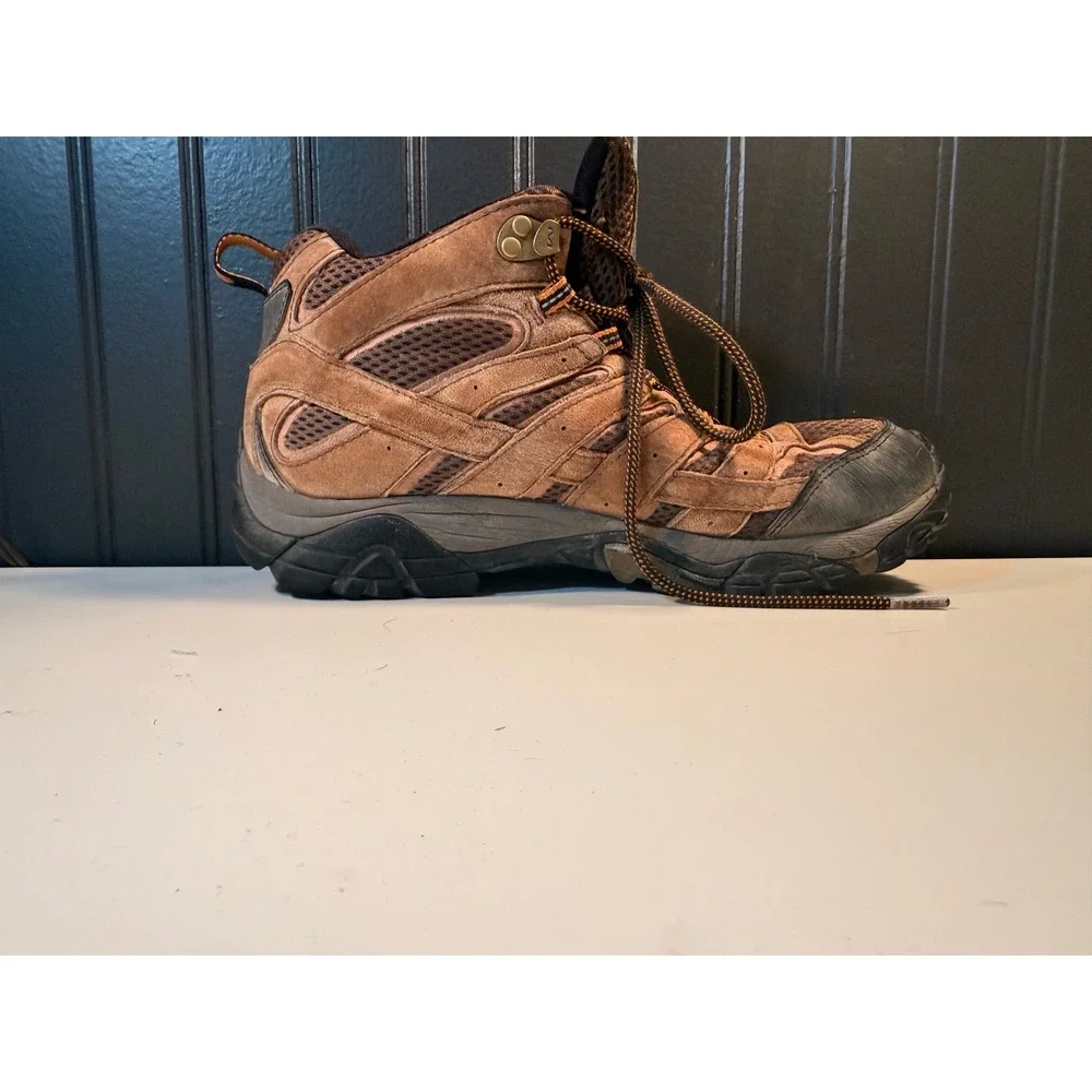 Merrell Moab Mid Hiking Boots Mens 9 Earth Brown Suede Mesh Vibram J06047